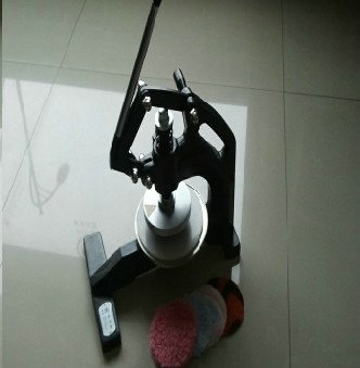 手压式面料取样刀